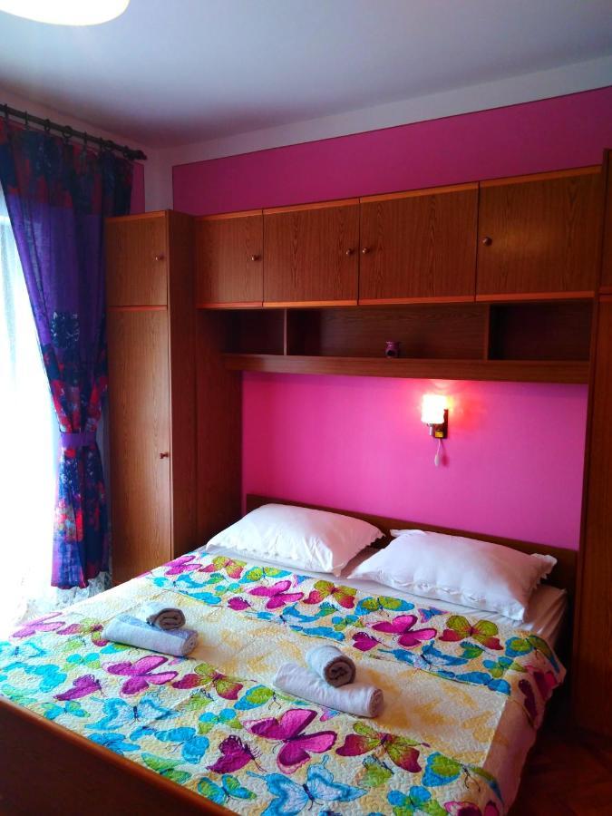 Apartments Vesna Kampor Екстер'єр фото
