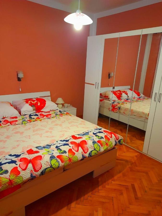 Apartments Vesna Kampor Екстер'єр фото
