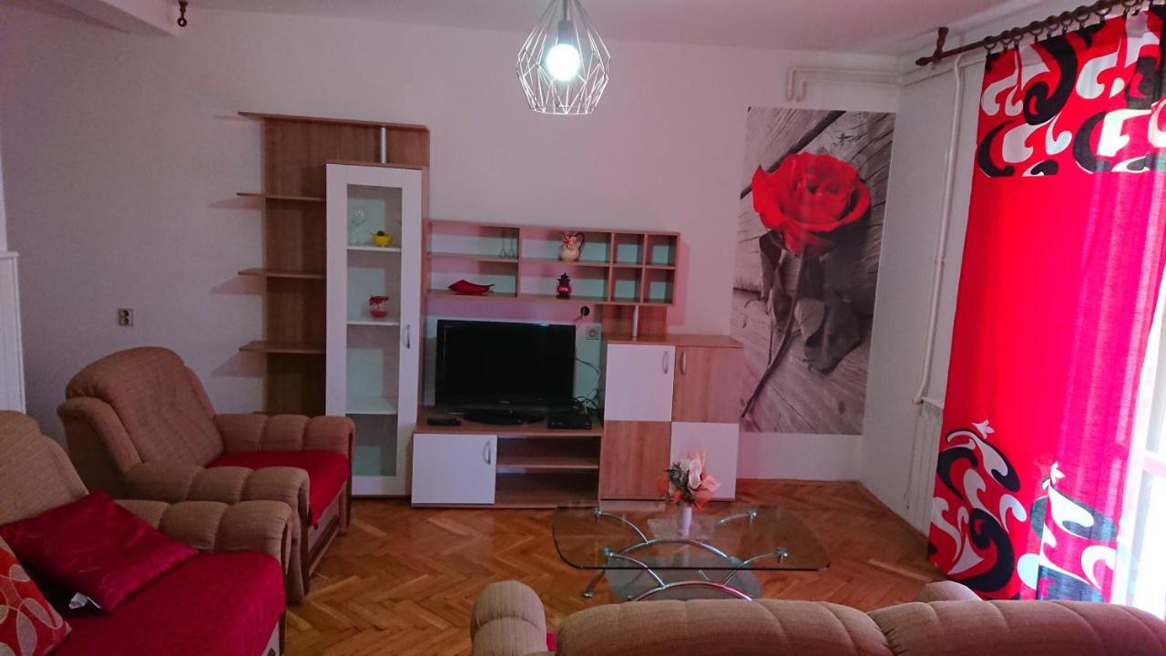 Apartments Vesna Kampor Екстер'єр фото