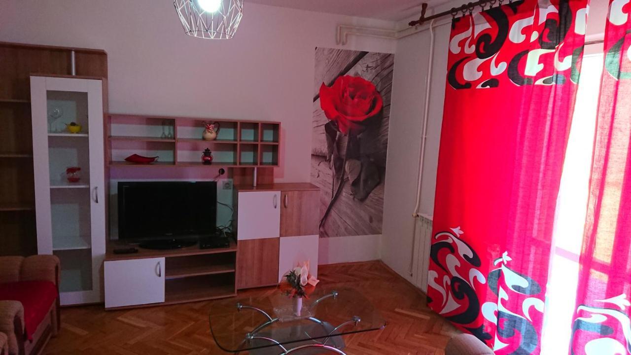 Apartments Vesna Kampor Екстер'єр фото